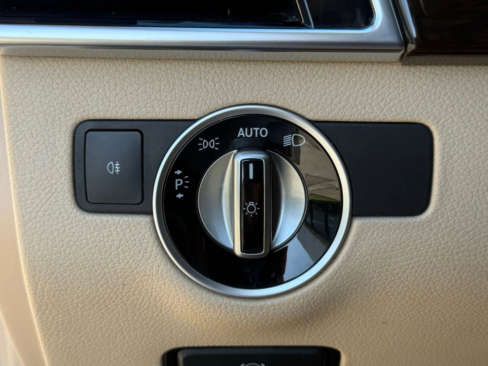 Used 2018 Mercedes-Benz GLE 350 image 30