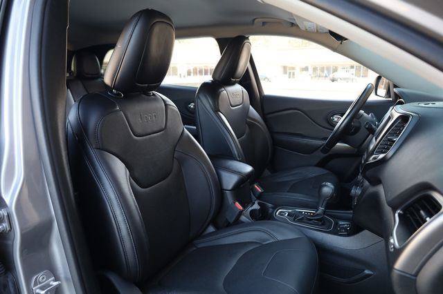 Used 2021 Jeep Cherokee Latitude Lux FWD image 31