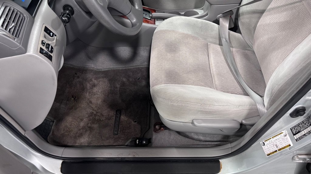 Used 2007 Toyota Corolla LE w/ Audio Value Pkg FWD image 11