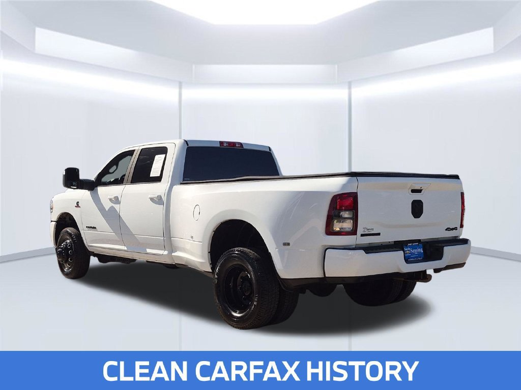 Used 2023 RAM 3500 Big Horn w/ Night Edition AWD/4WD image 3