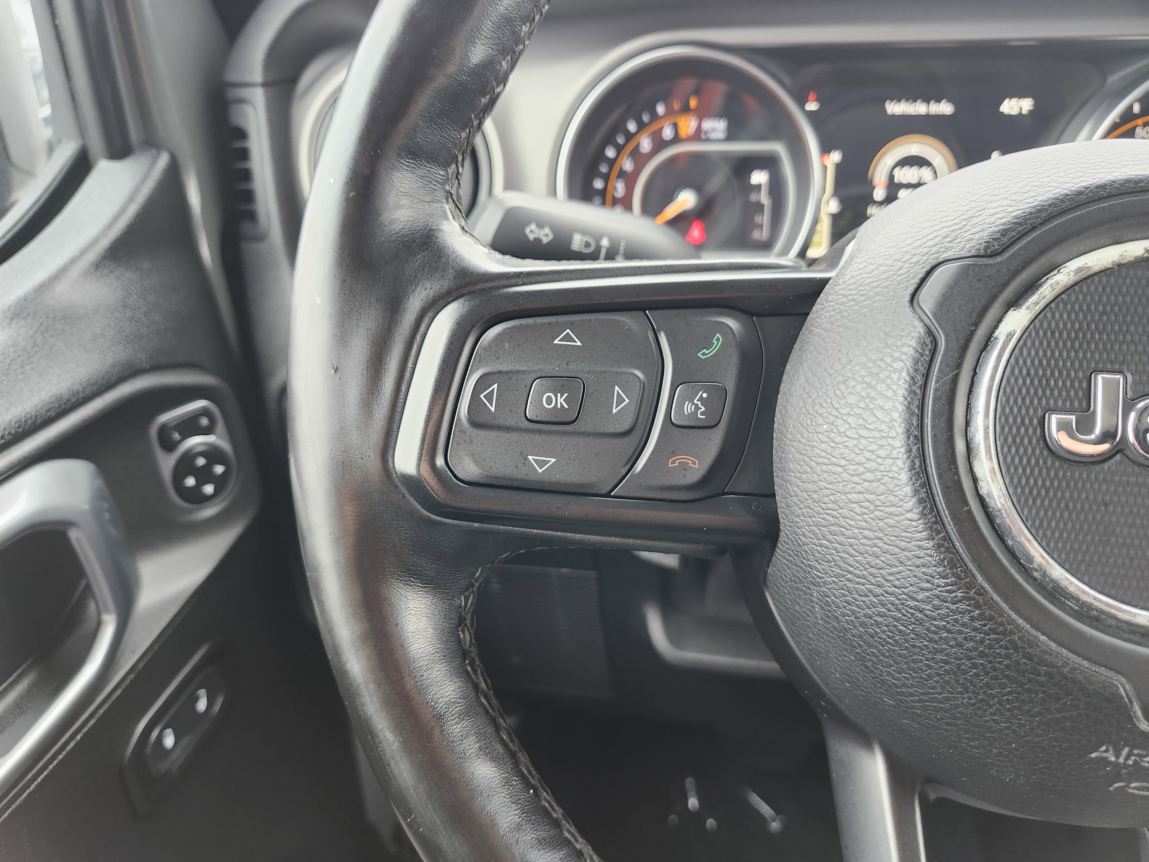 Used 2020 Jeep Gladiator Sport w/ Quick Order Package 24S image 32