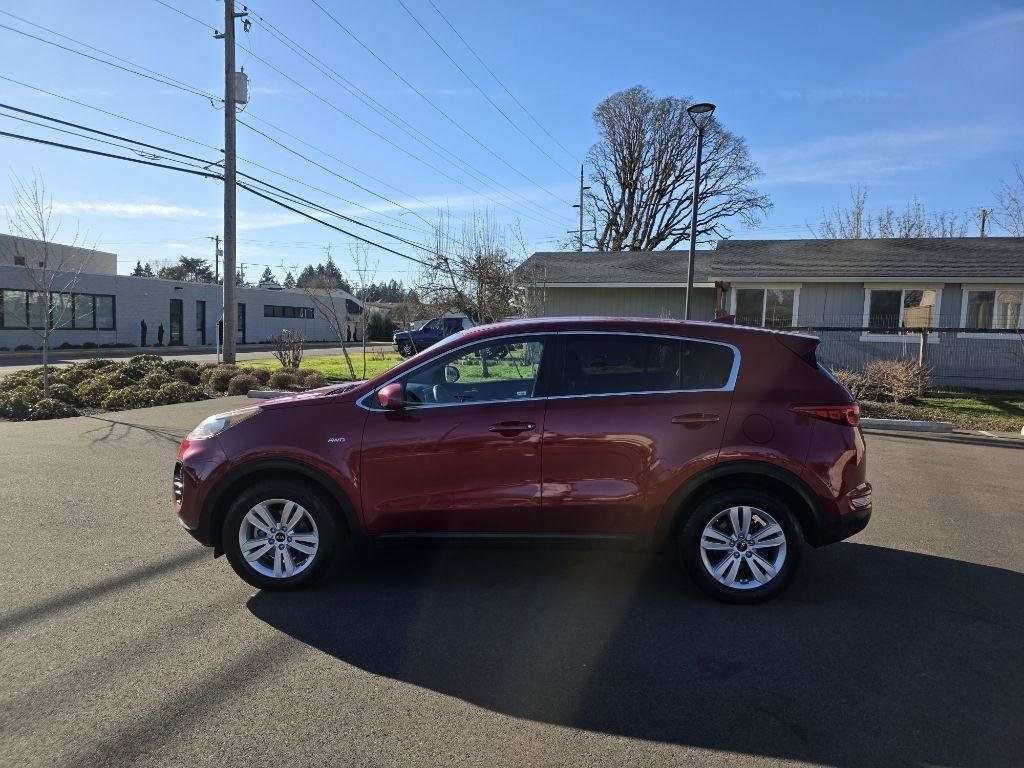 Used 2018 Kia Sportage LX AWD/4WD image 8