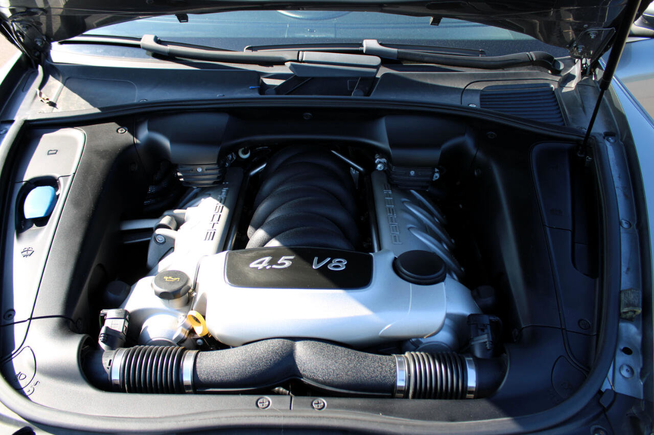 Used 2005 Porsche Cayenne S image 25