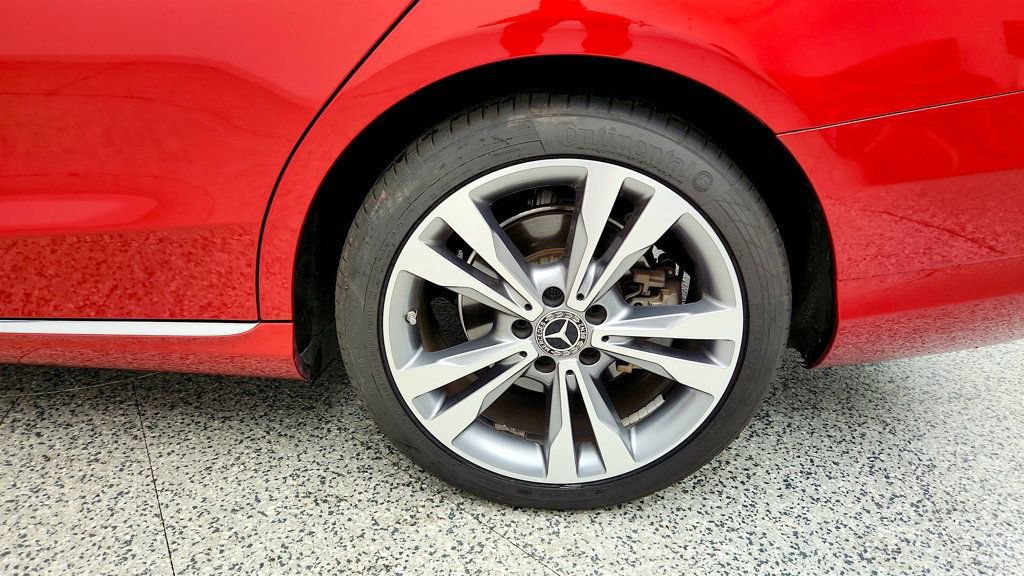 Used 2018 Mercedes-Benz C 300 Sedan w/ Premium Package image 9