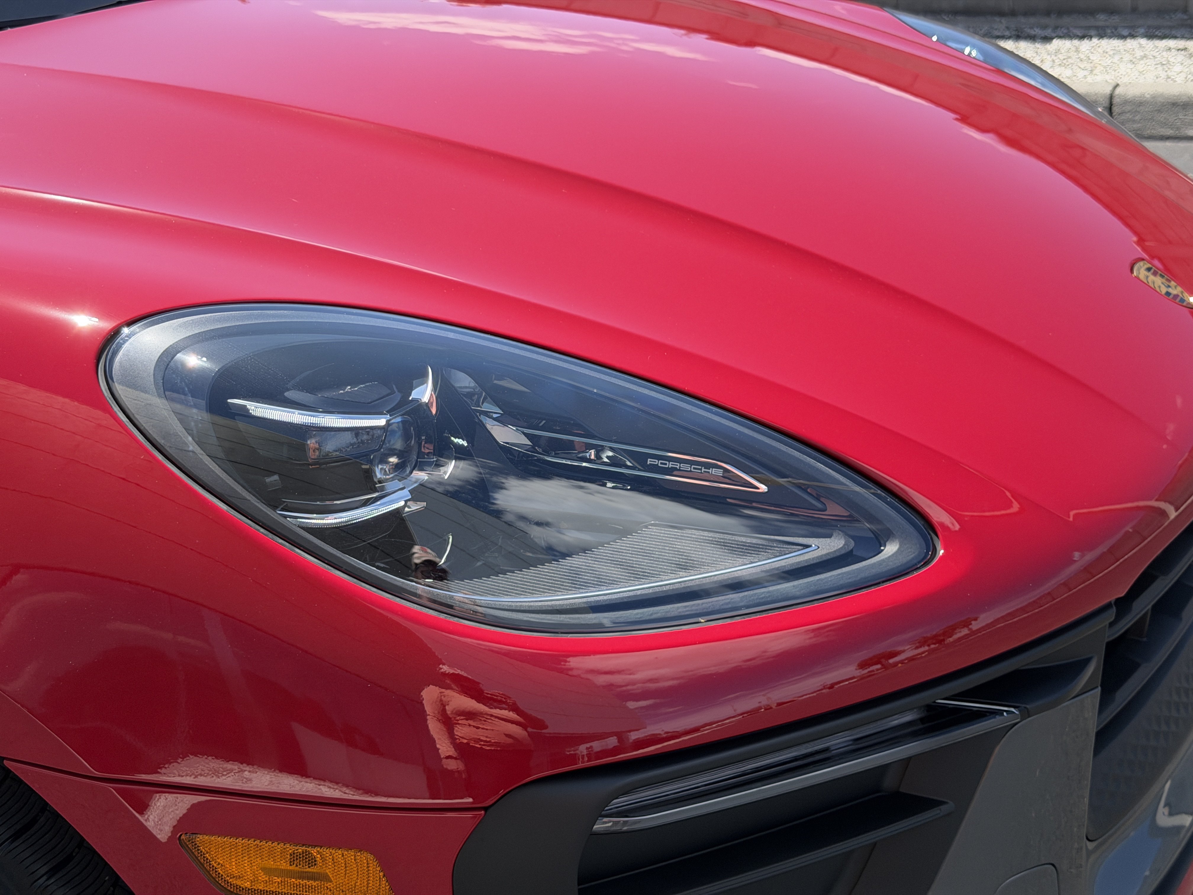New 2026 Porsche Macan Turbo AWD/4WD image 11