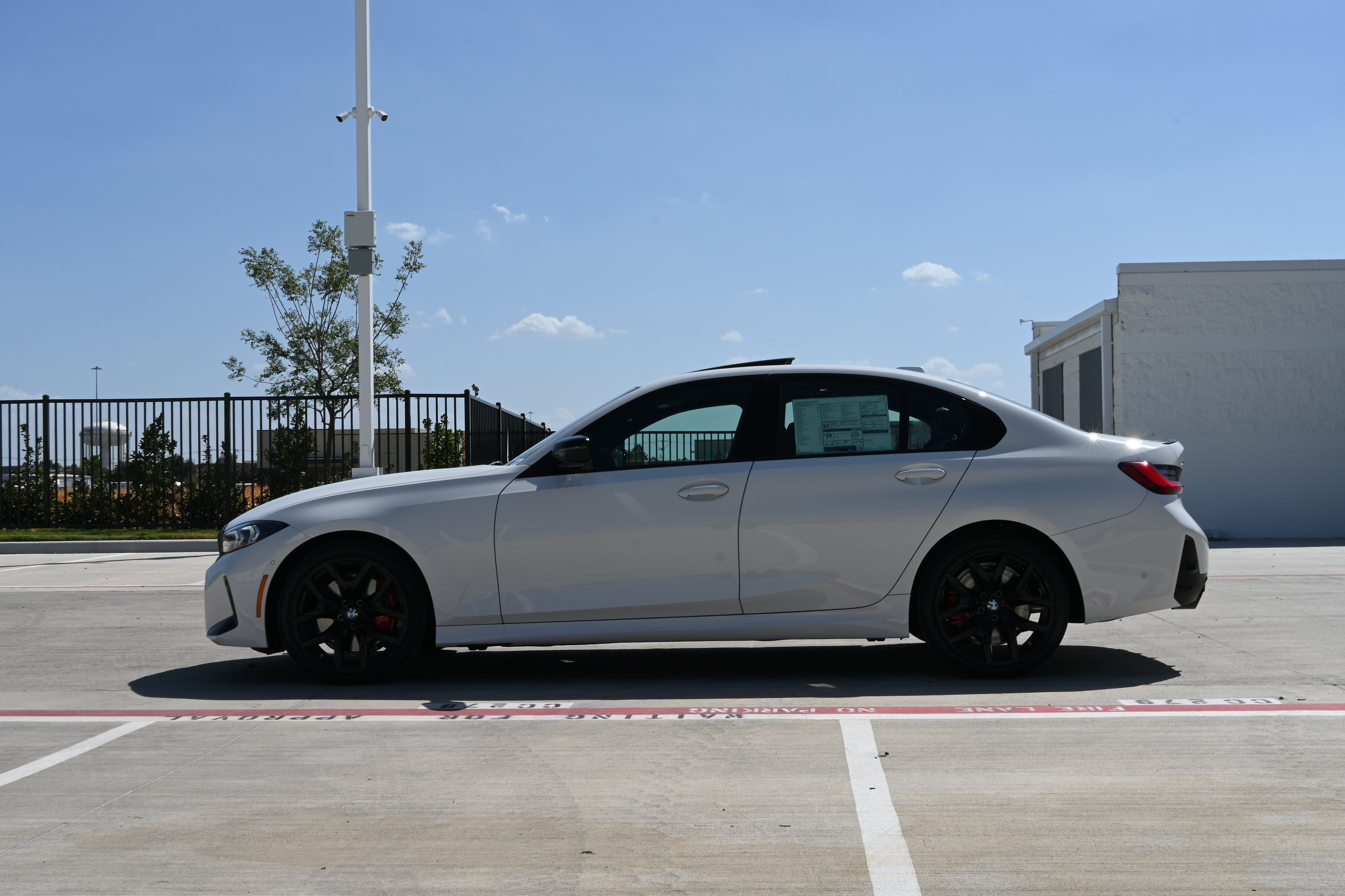 New 2026 BMW 330i xDrive Sedan w/ M Sport Package AWD/4WD image 5
