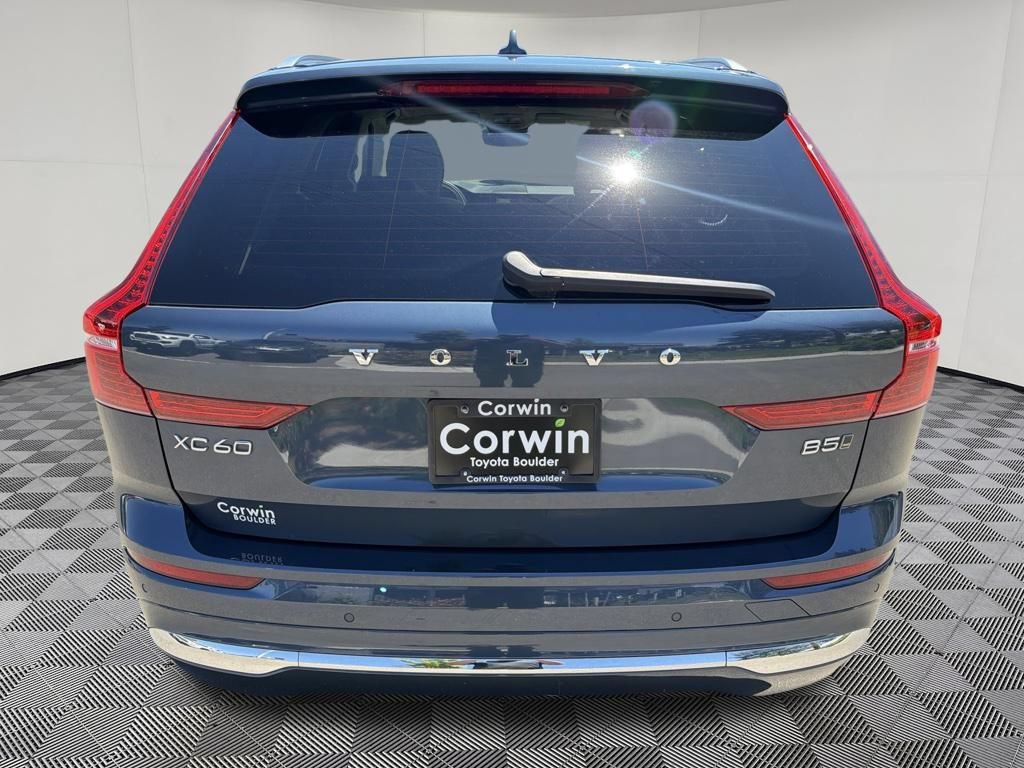 Used 2023 Volvo XC60 B5 Plus AWD/4WD image 7