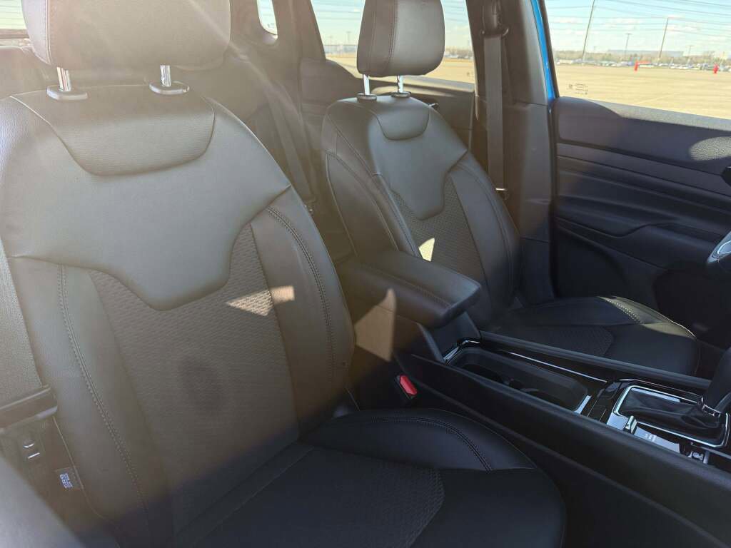 New 2026 Jeep Compass Latitude image 19