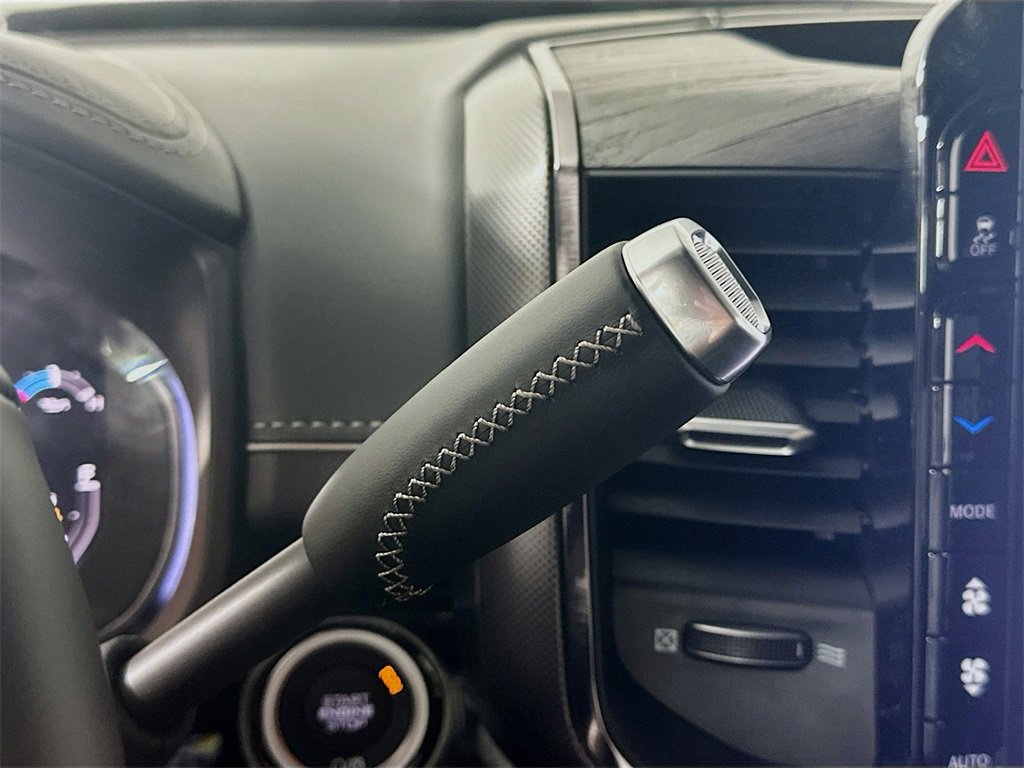 New 2026 RAM 2500 Limited w/ Towing Technology Group image 12