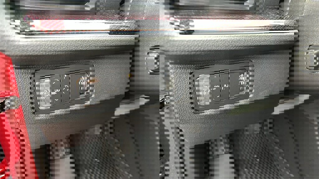 New 2026 Chevrolet Traverse RS w/ LPO, Floor Liner Package image 21