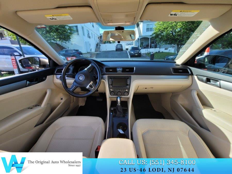 Used 2015 Volkswagen Passat 1.8T Limited Edition FWD image 9