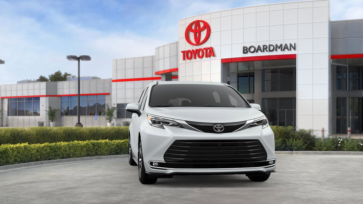 New 2026 Toyota Sienna Platinum image 18
