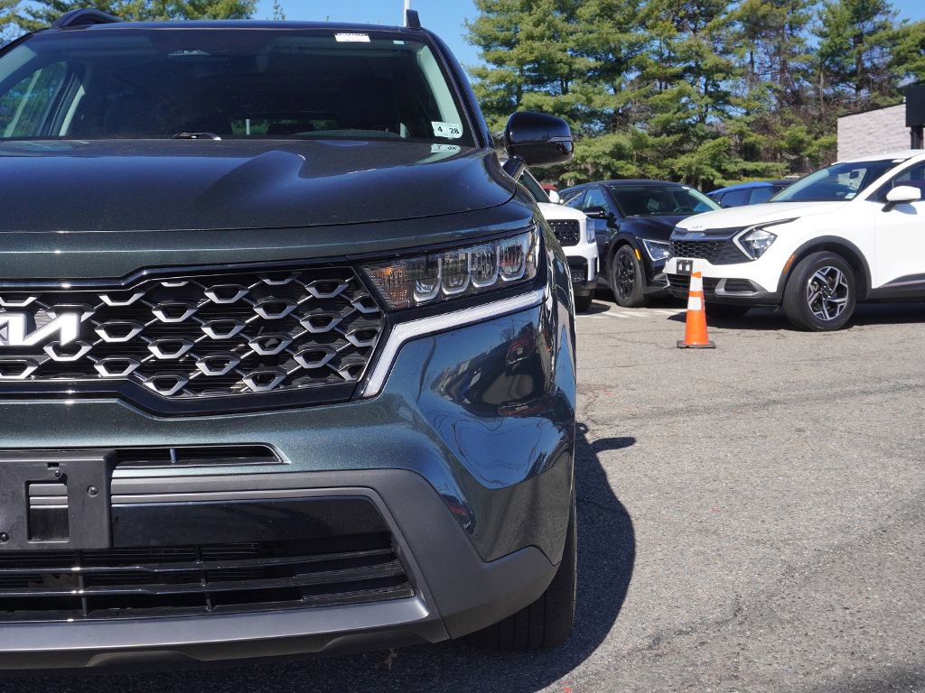 Used 2023 Kia Sorento S w/ Panoramic Sunroof Package image 15