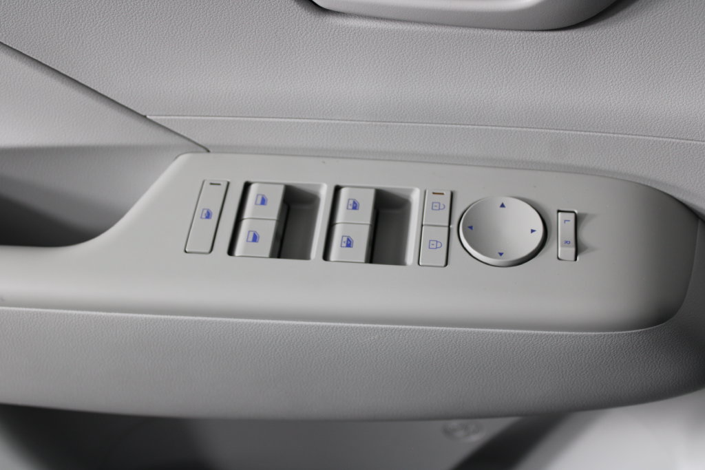 Certified 2026 Hyundai Kona SEL Sport FWD image 23