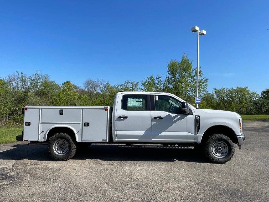 New 2026 Ford F350 XL w/ XL Off-Road Package AWD/4WD image 2