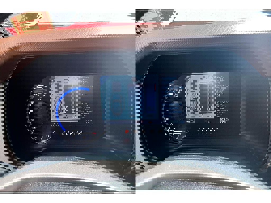 Used 2024 Ford Bronco Outer Banks image 23