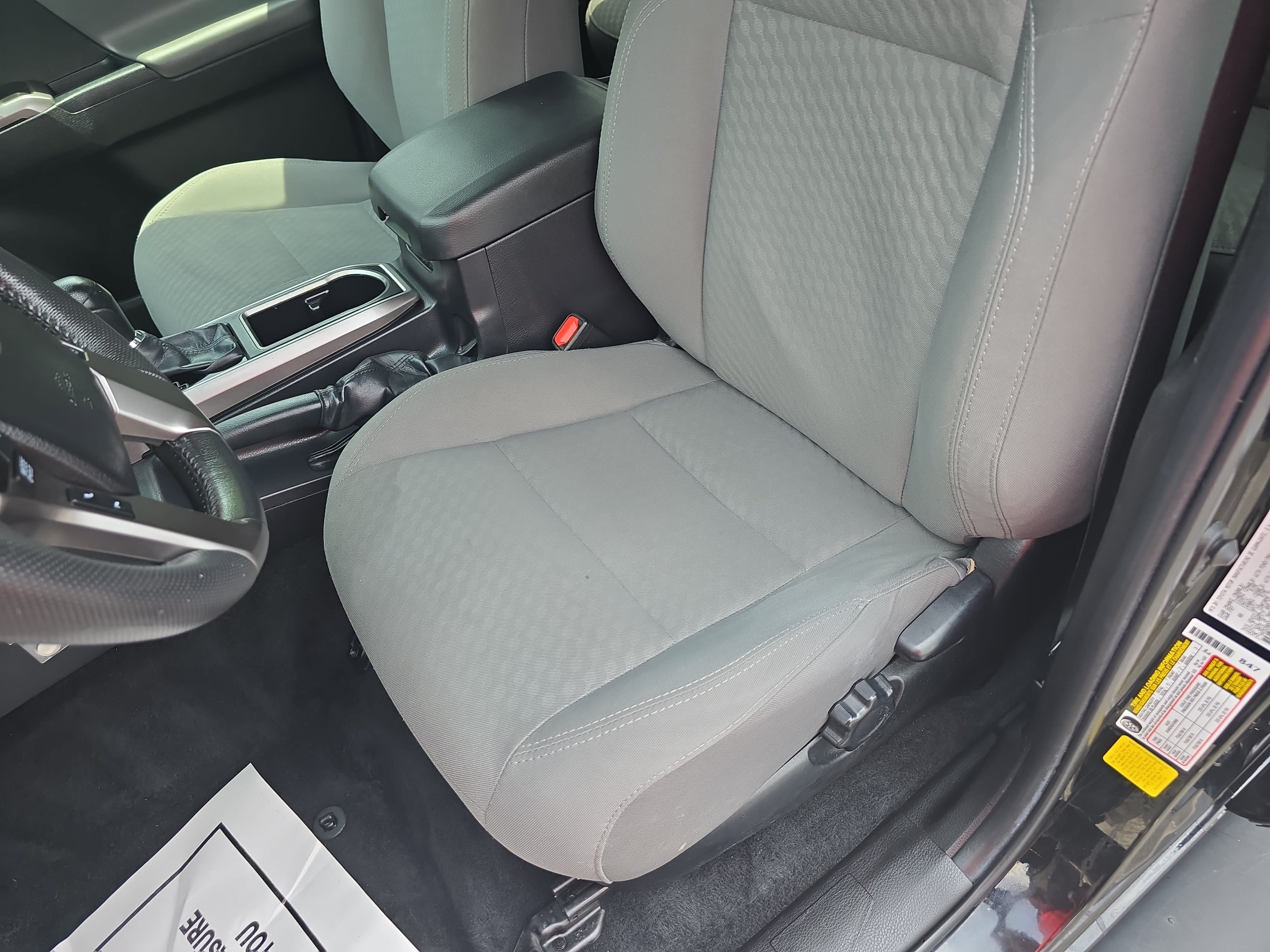 Used 2022 Toyota Tacoma SR5 RWD image 14
