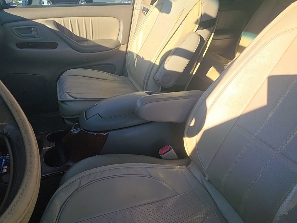 Used 2007 Toyota Sequoia Limited image 20