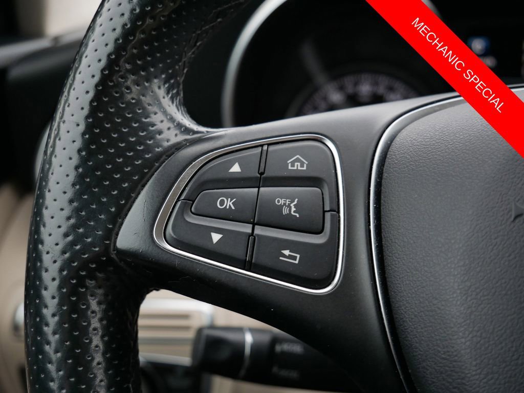 Used 2015 Mercedes-Benz C 300 4MATIC Sedan image 18