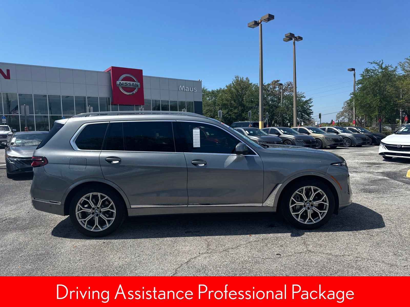 Used 2024 BMW X7 xDrive40i image 5