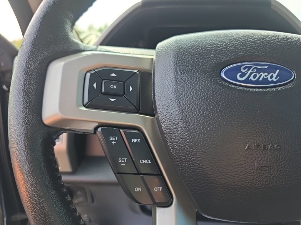 Used 2020 Ford F350 Lariat w/ Lariat Ultimate Package AWD/4WD image 44