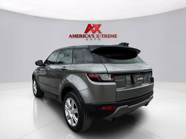 Used 2017 Land Rover Range Rover Evoque SE Premium AWD/4WD image 4