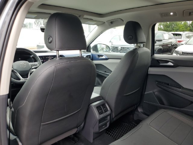 Certified 2023 Volkswagen Taos SE FWD image 17