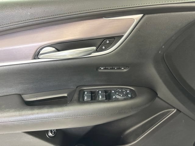 Used 2017 Cadillac XT5 Luxury AWD/4WD image 15