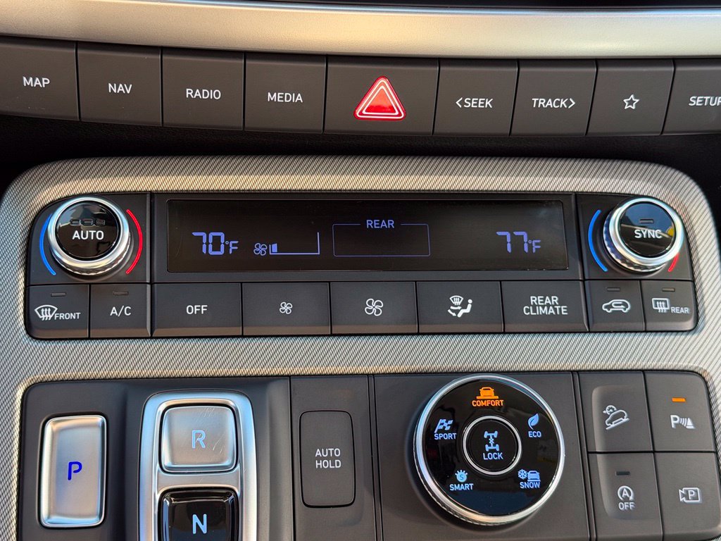 Used 2024 Hyundai Palisade XRT AWD/4WD image 16