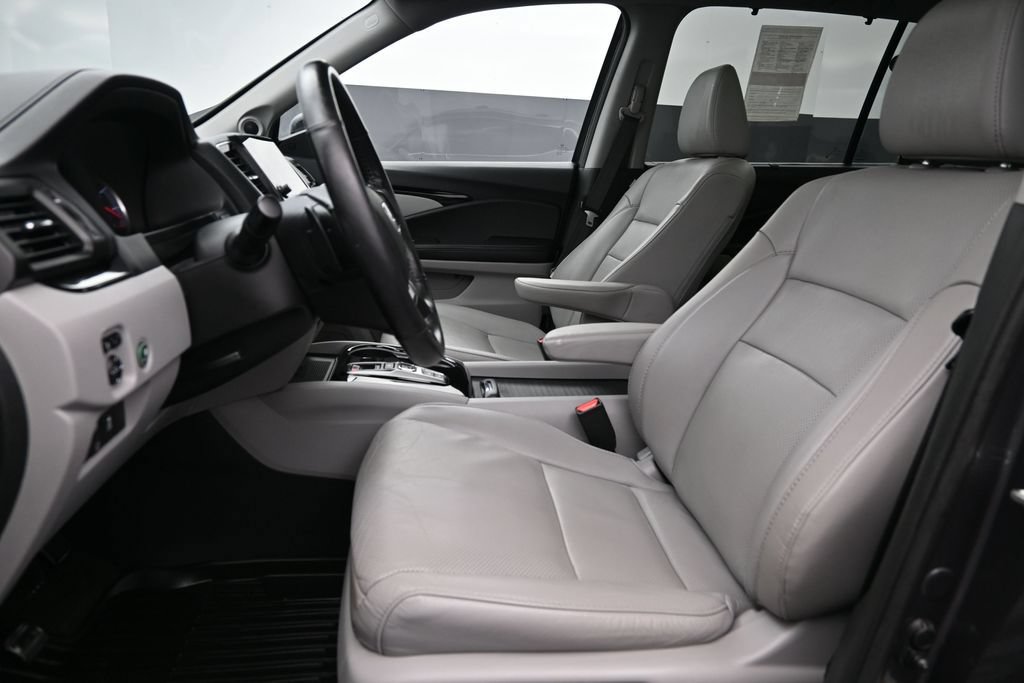 Used 2019 Honda Pilot Elite image 11