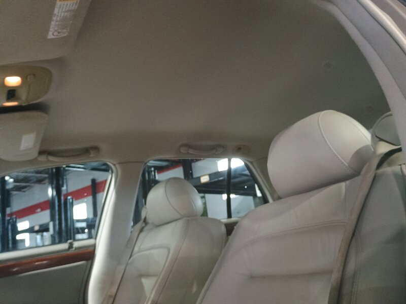Used 2001 Cadillac De Ville FWD image 31