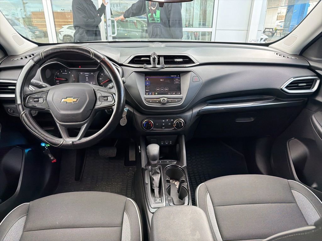 Used 2023 Chevrolet TrailBlazer LS image 5