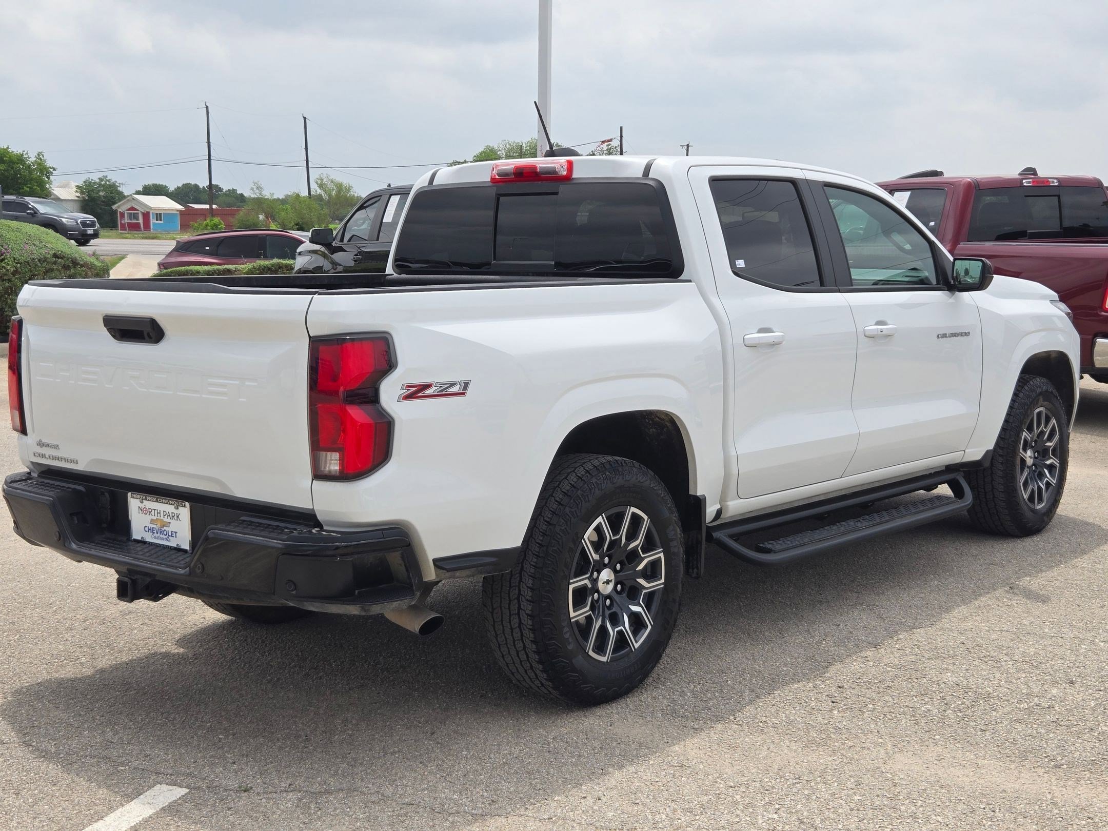 Certified 2025 Chevrolet Colorado Z71 AWD/4WD image 2
