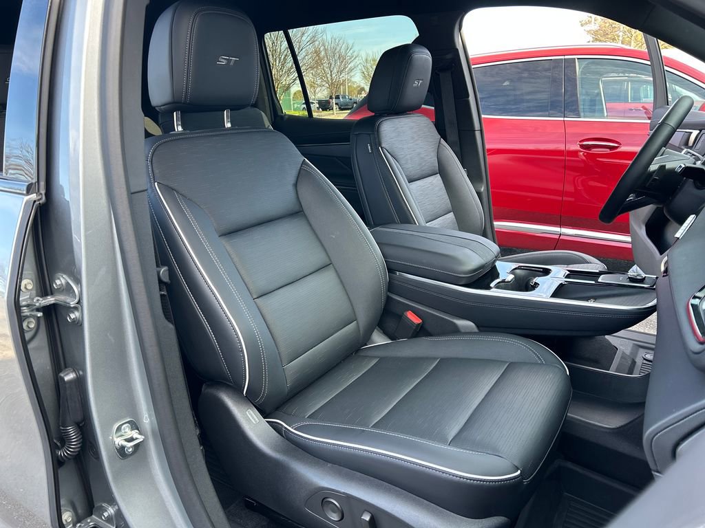 New 2026 Buick Enclave Sport Touring w/ Super Cruise Package image 48