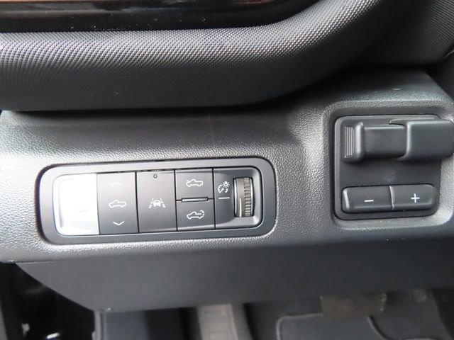 Used 2024 Chevrolet Silverado EV RST image 39