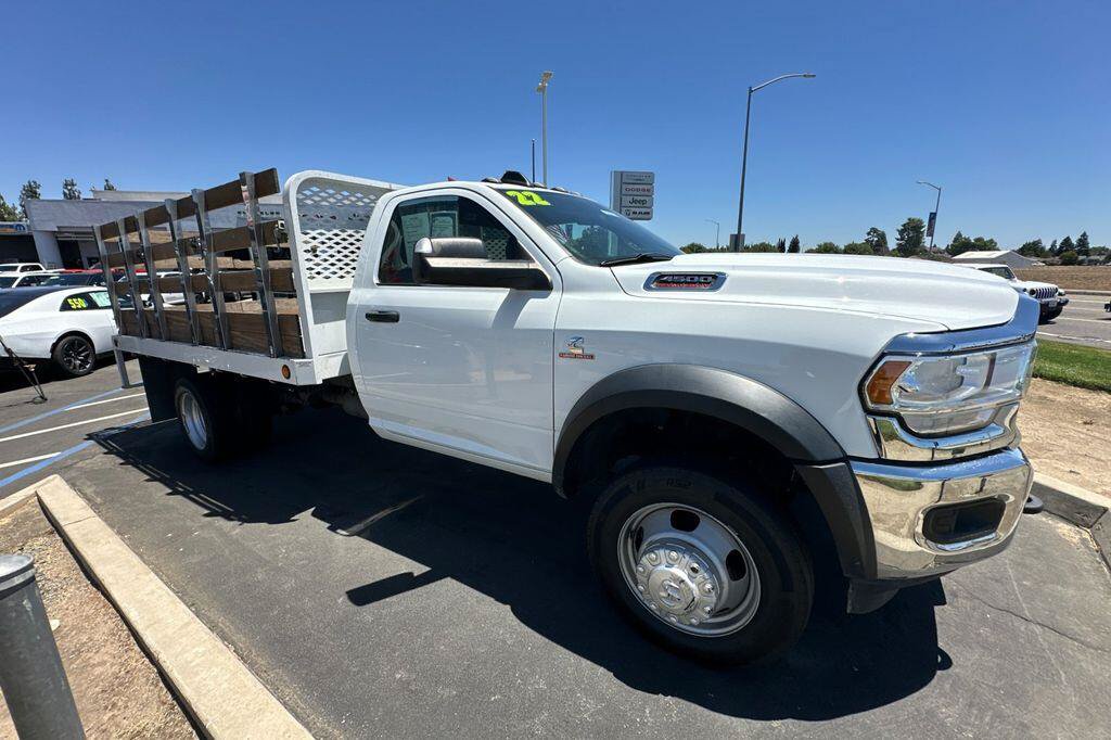 Used 2022 RAM 4500 Tradesman RWD image 3