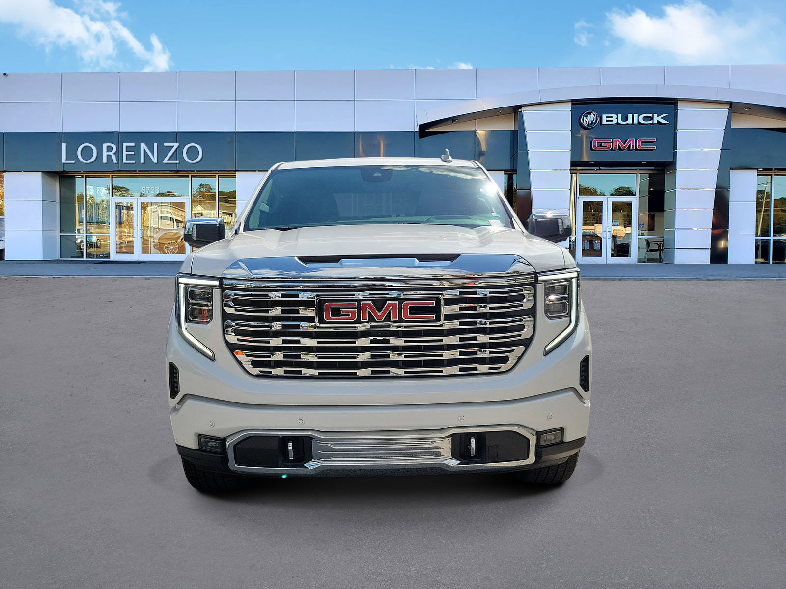 Used 2024 GMC Sierra 1500 Denali w/ Denali Reserve Package AWD/4WD image 2