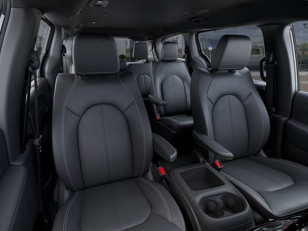 New 2026 Chrysler Pacifica Select image 17