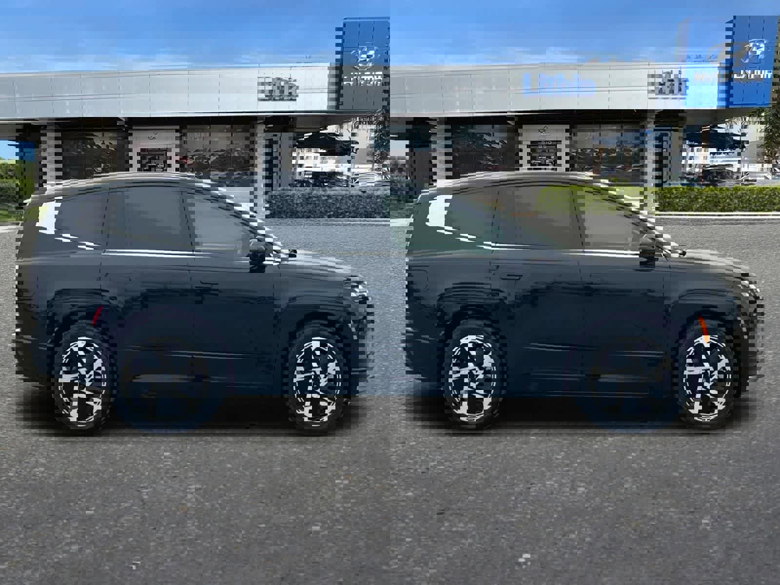 New 2026 Hyundai Ioniq 9 Calligraphy image 8