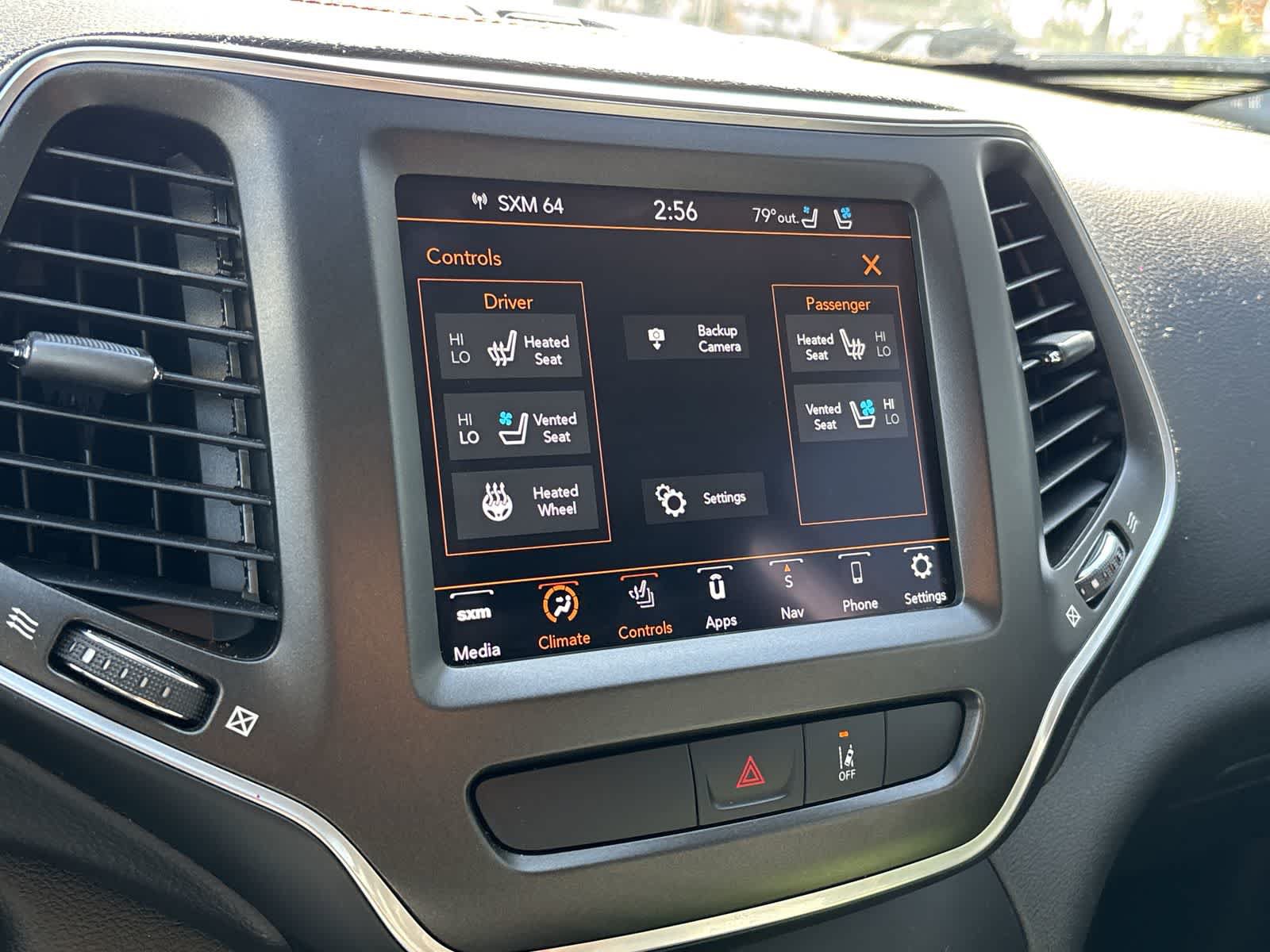 Used 2022 Jeep Cherokee Trailhawk w/ Sound & Nav Group AWD/4WD image 14