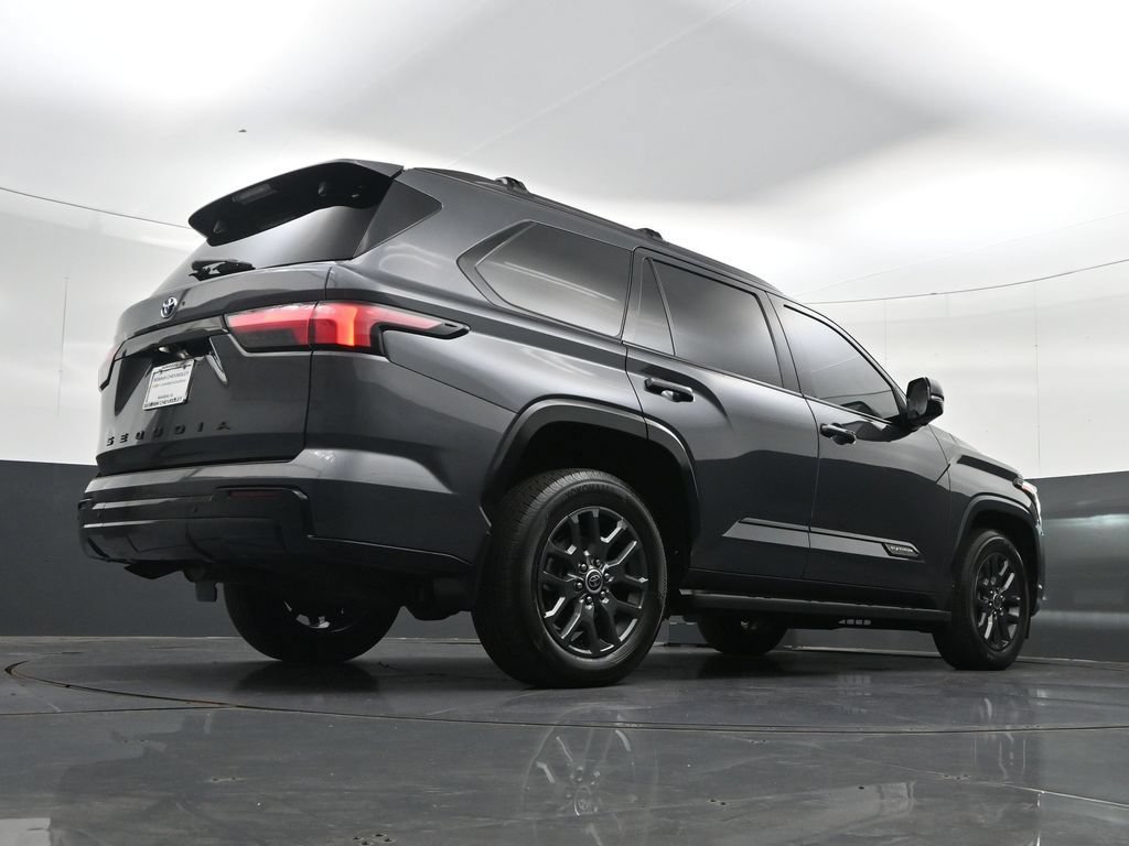 Used 2023 Toyota Sequoia Platinum AWD/4WD image 38