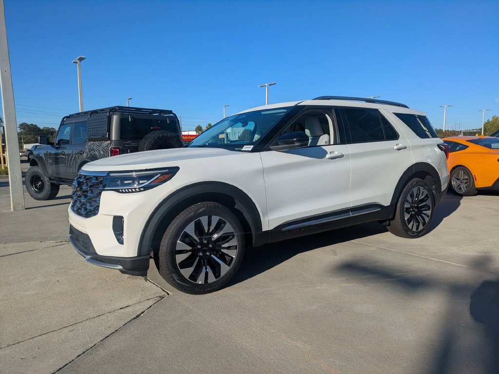 New 2026 Ford Explorer Platinum w/ LUX Leather Package AWD/4WD image 7
