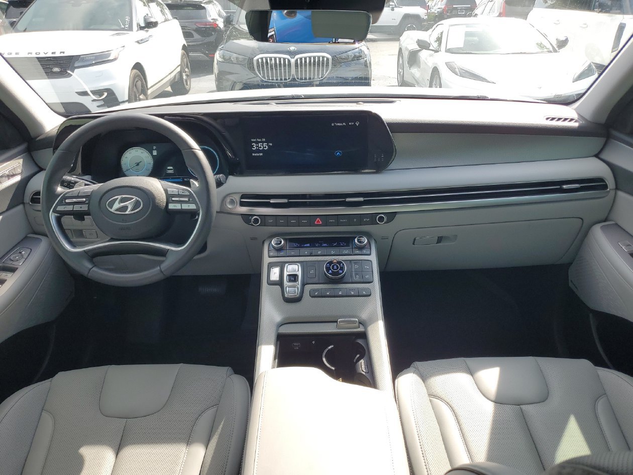 Used 2024 Hyundai Palisade SEL w/ Premium Package AWD/4WD image 11