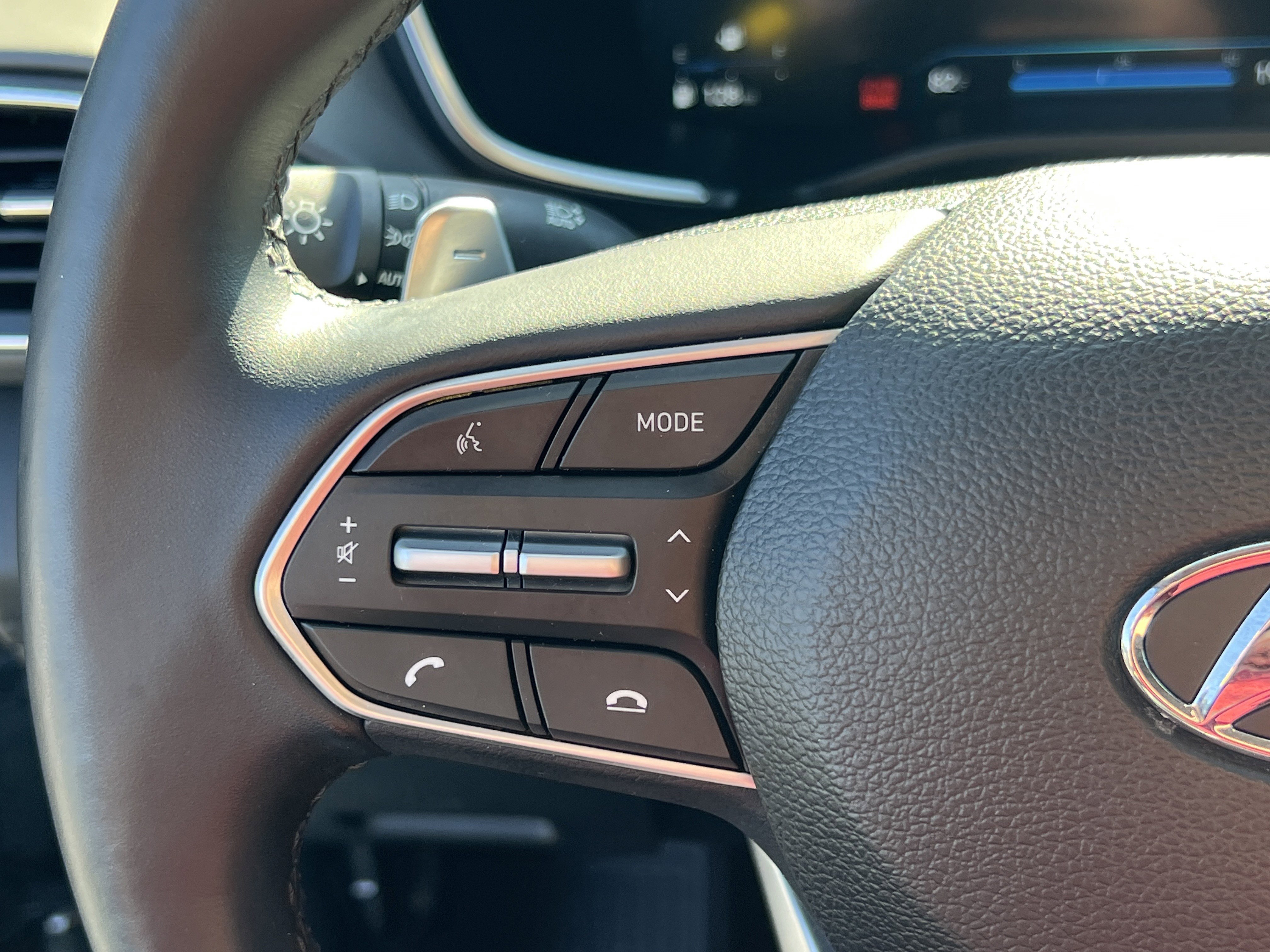 Used 2023 Hyundai Santa Fe Limited image 25