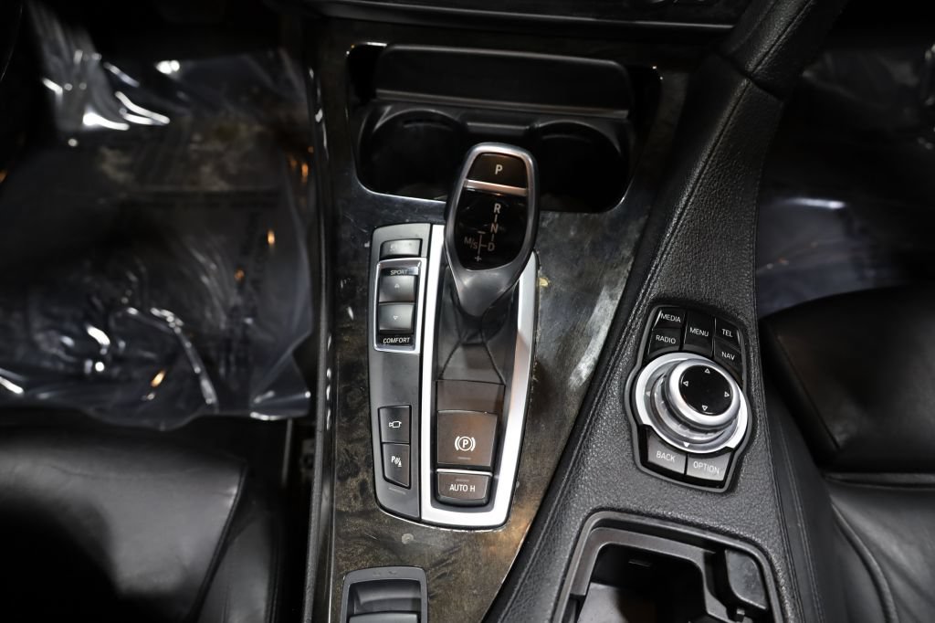 Used 2013 BMW 650i Convertible RWD image 23