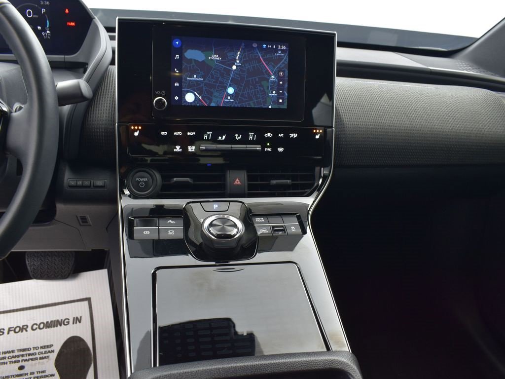 Used 2025 Subaru Solterra Premium w/ Premium Package image 18