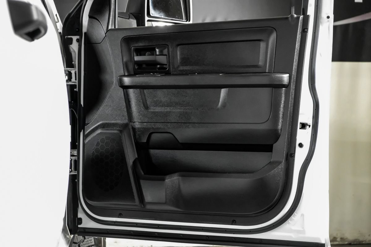 Used 2025 RAM 3500 Tradesman AWD/4WD image 34