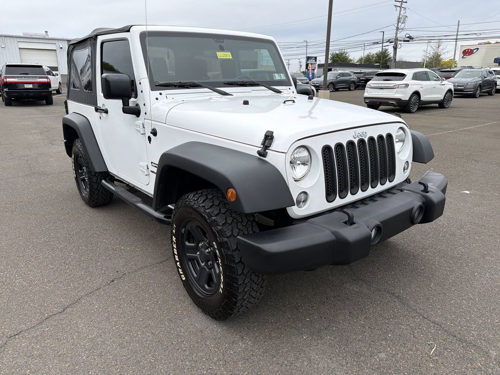 Used 2016 Jeep Wrangler Sport w/ Connectivity Group AWD/4WD image 7