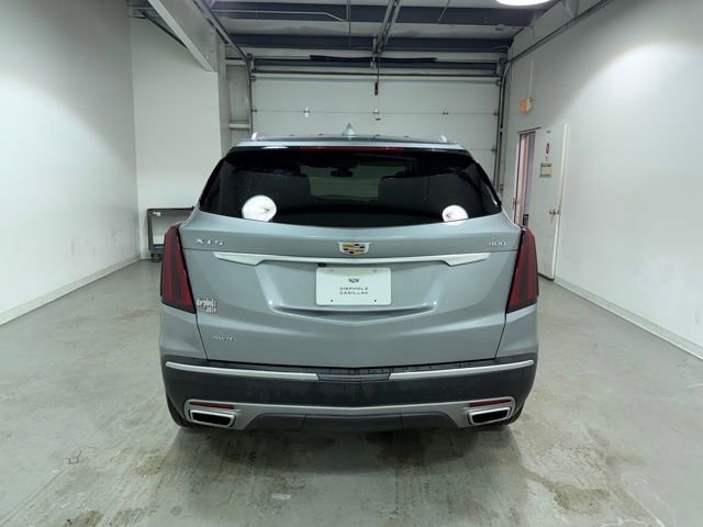 Used 2025 Cadillac XT5 Premium Luxury image 5