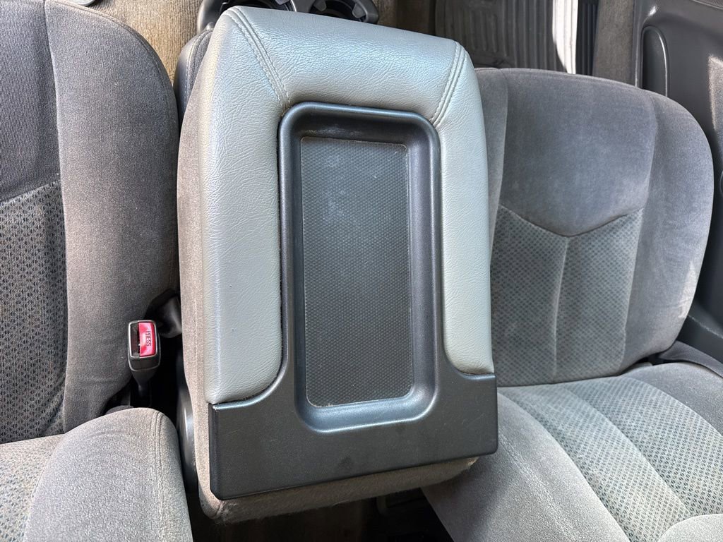 Used 2005 Chevrolet Silverado 1500 LS w/ Light Duty Power Package image 19